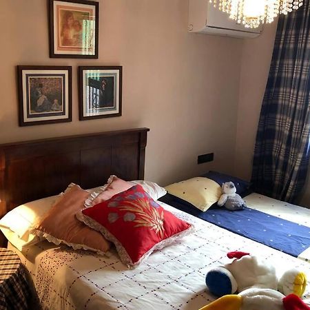 Casa En Granada Con Hermoso Jardin, Parking Calle Luaran gambar