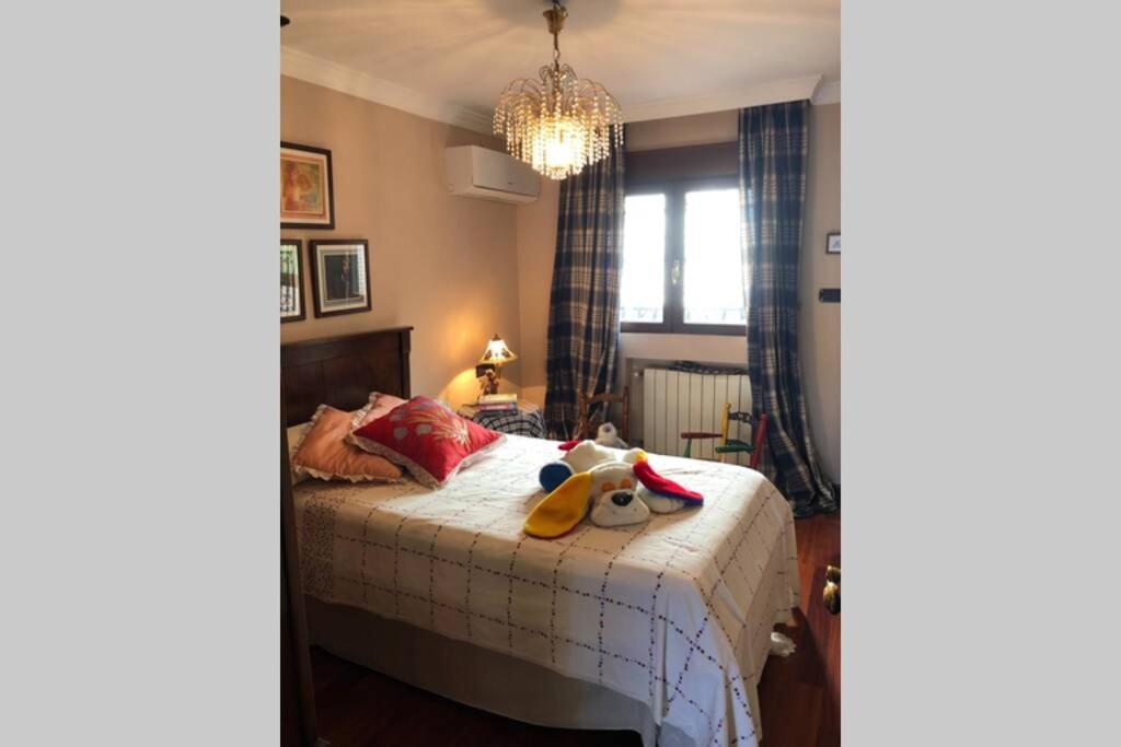 Casa En Granada Con Hermoso Jardin, Parking Calle Luaran gambar